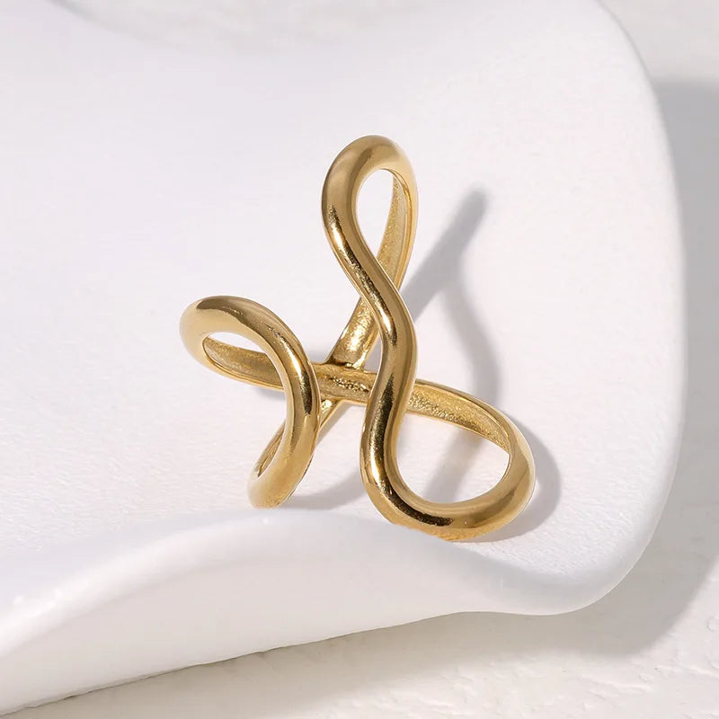 Essence Infinity Ring