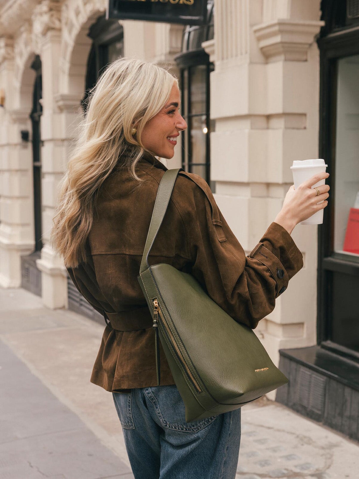 The Bucket Bag Olive