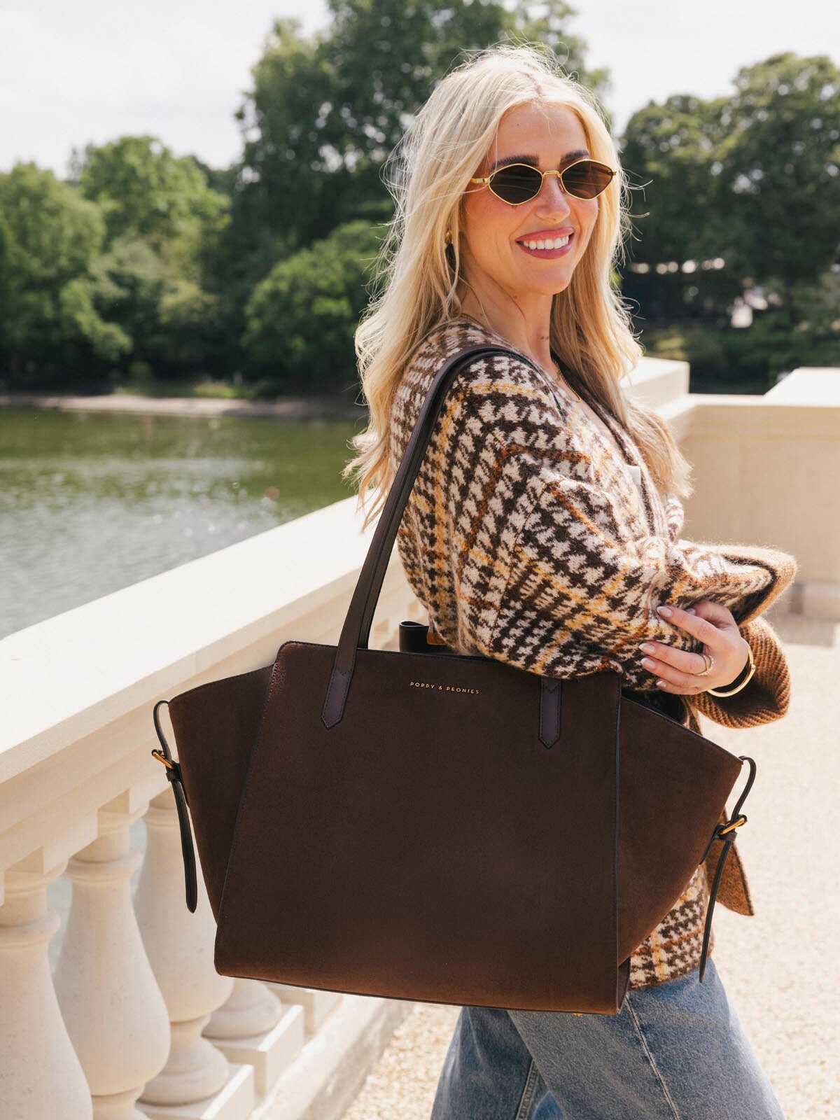 Avenue Tote Espresso Suede