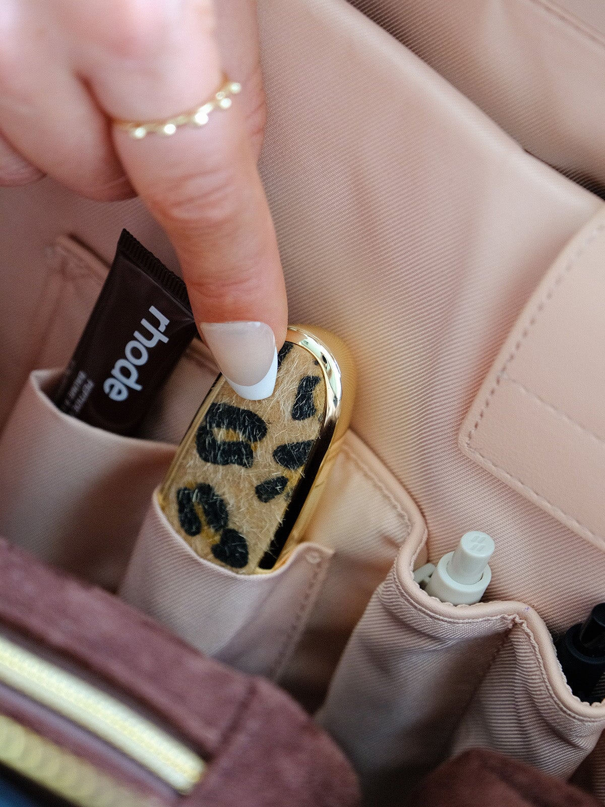 Avenue Tote Espresso Suede