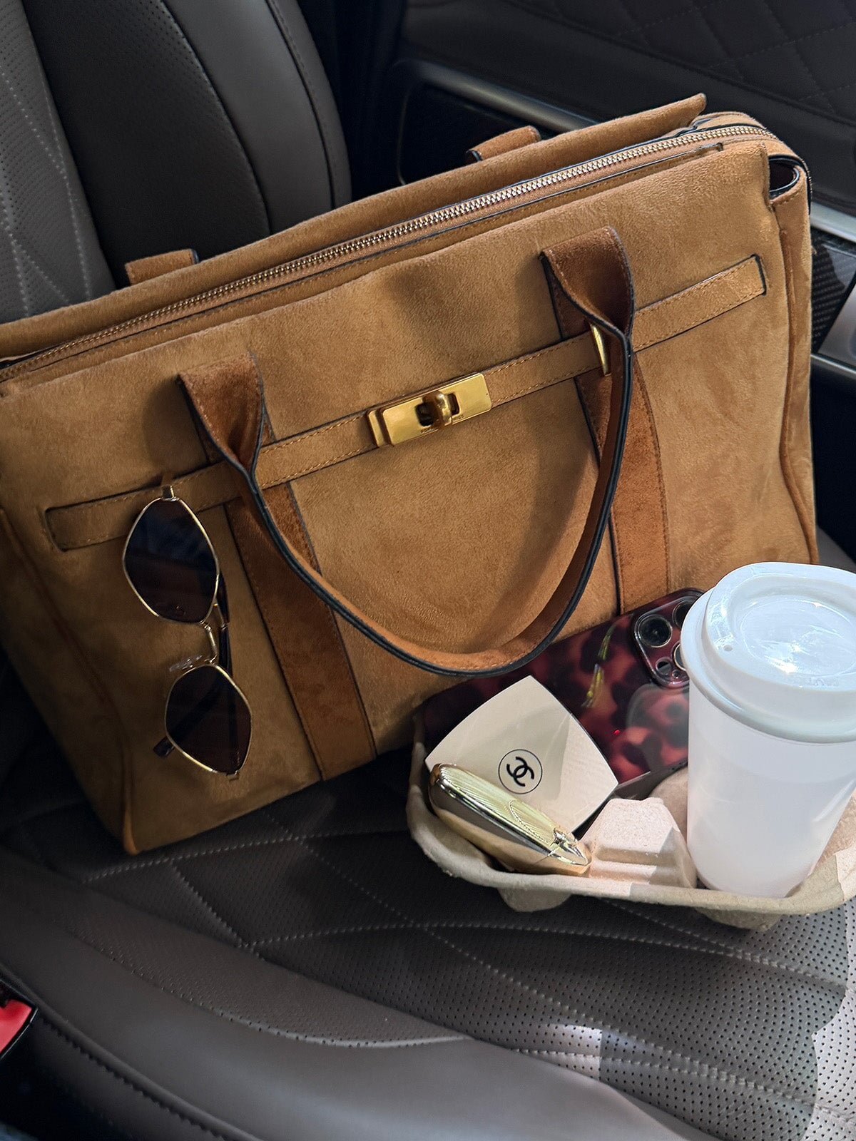Effortless Tote Cognac Suede
