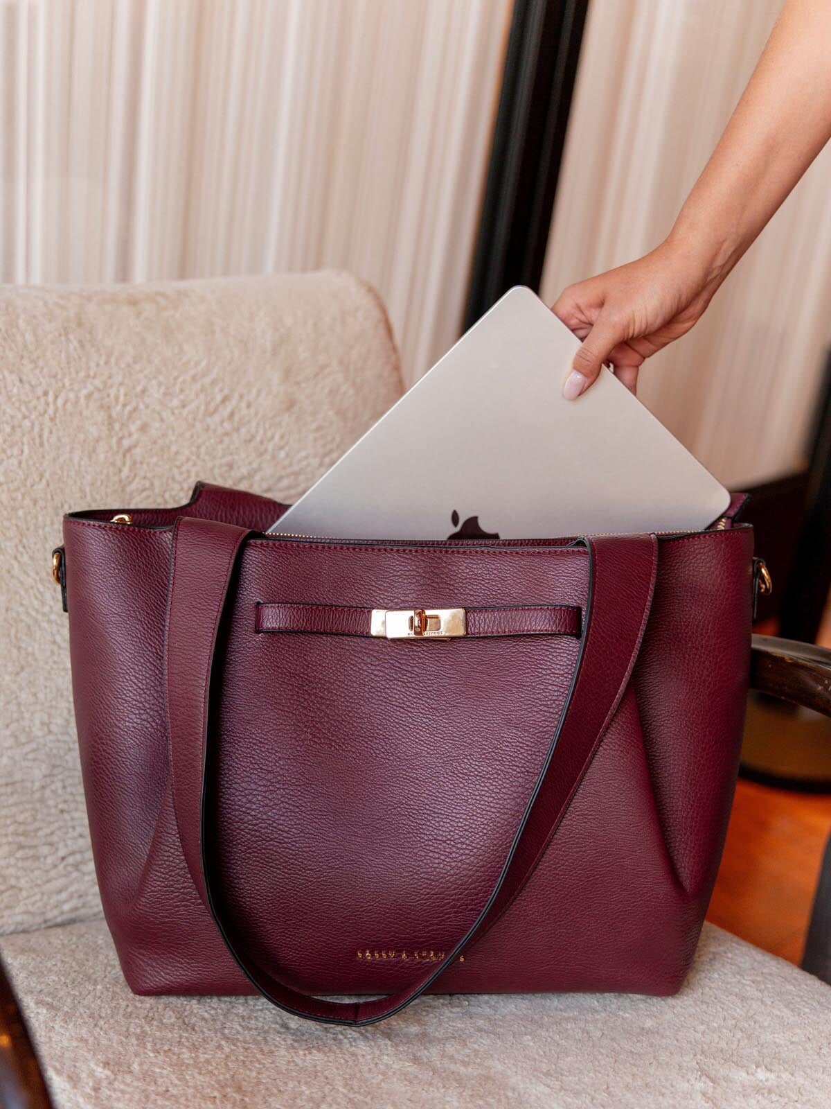 Poppy Tote Berry
